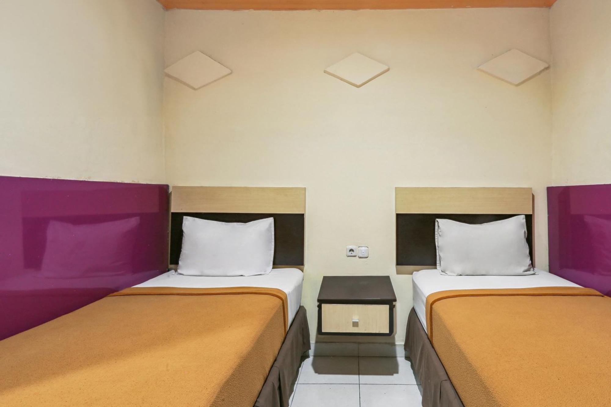 Collection O 93163 Hotel Grand Kartika Parepare Exterior foto