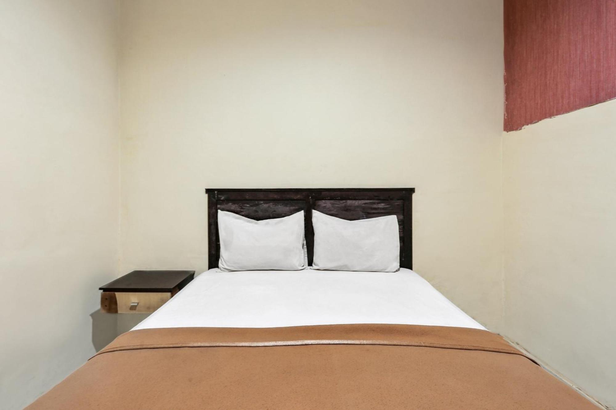 Collection O 93163 Hotel Grand Kartika Parepare Exterior foto